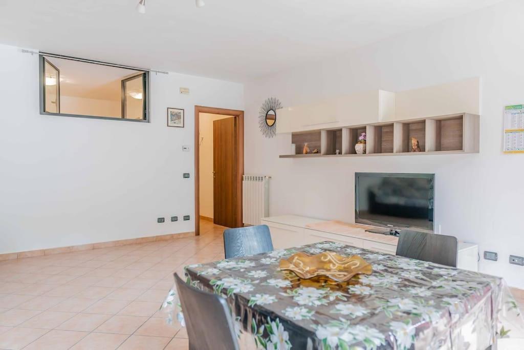 Relax In Nature And Lake Free Parking Luino Εξωτερικό φωτογραφία